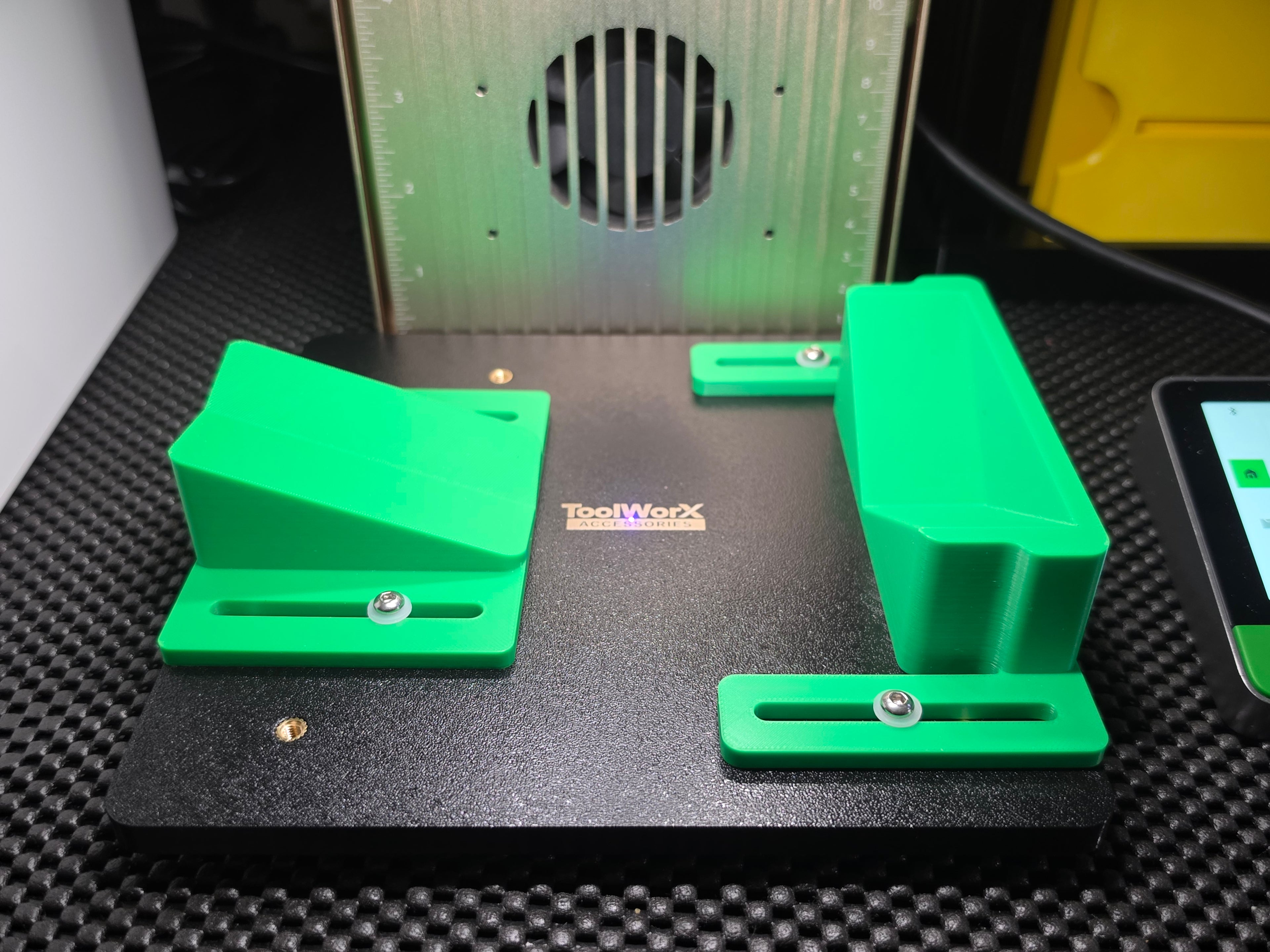 Xtool F1/F2 Drinkware Jig: Universal Tumbler, Mug & Glass Engraving Fixture