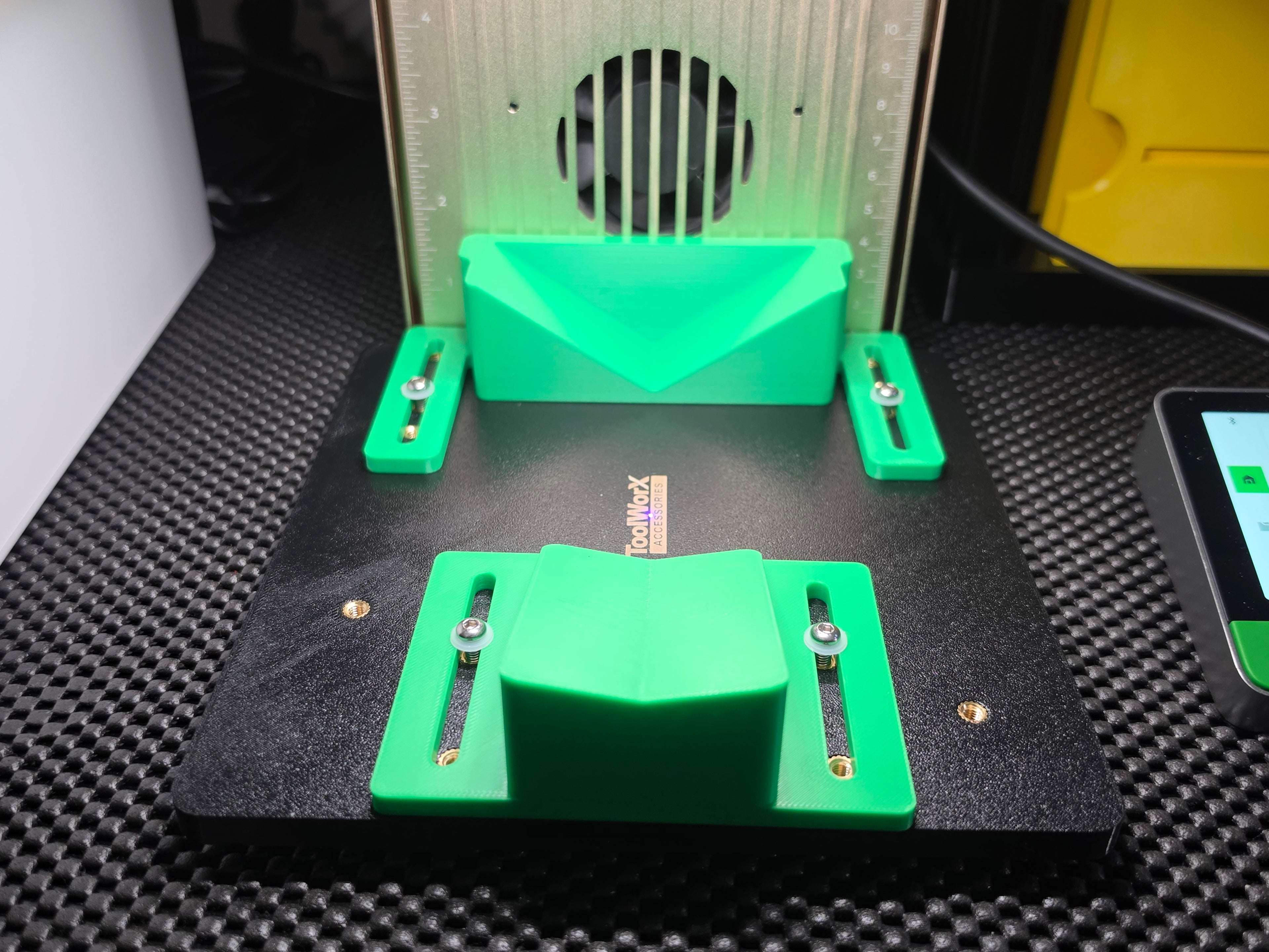 Xtool F1/F2 Drinkware Jig: Universal Tumbler, Mug & Glass Engraving Fixture